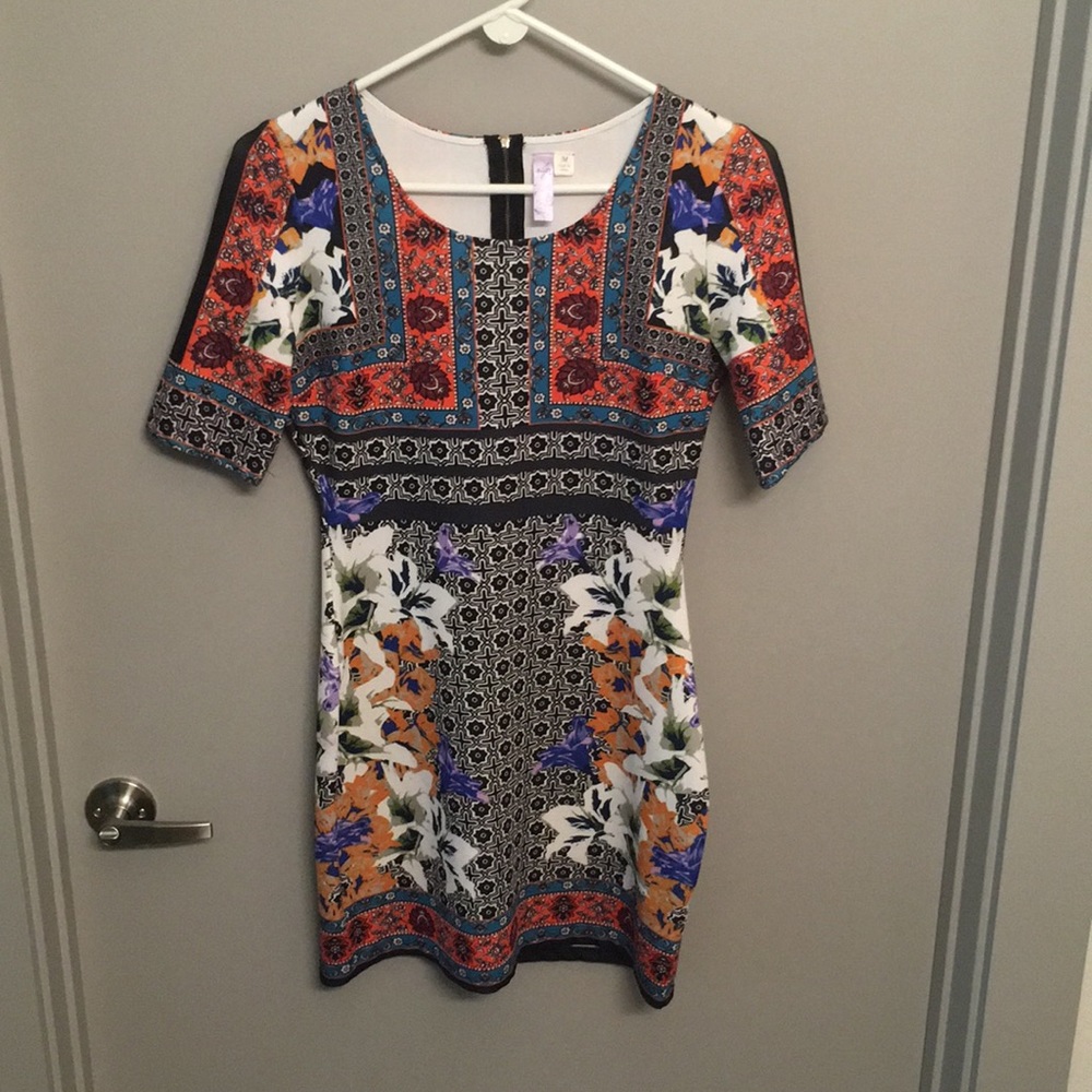Francesca’s Body-Con Print Dress